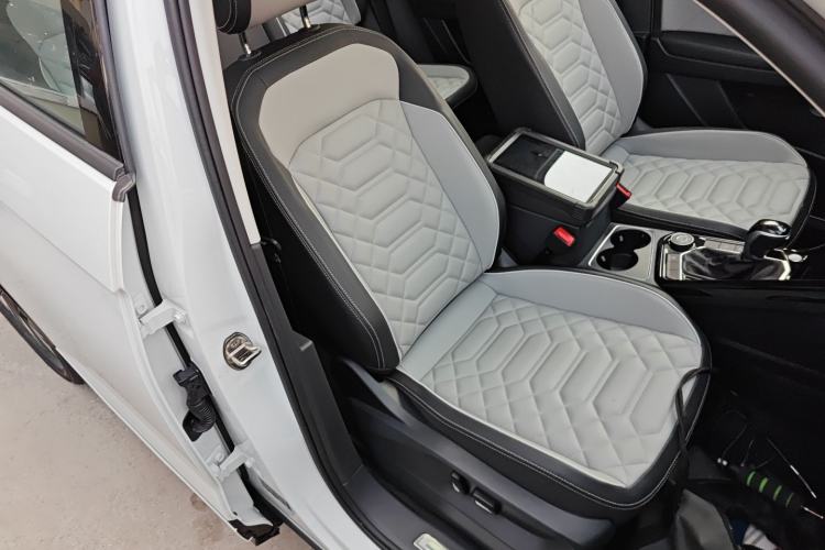 Used Volkswagen Tayron 2023 Revised Version 380TSI All-Wheel Drive R-Line High-Energy Edition