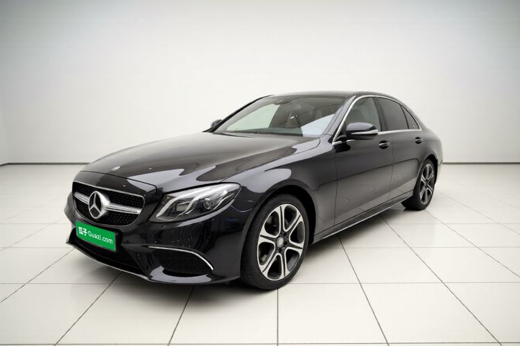 Used Mercedes-Benz E-Class 2016 E 300 L Sporty and Stylish Model