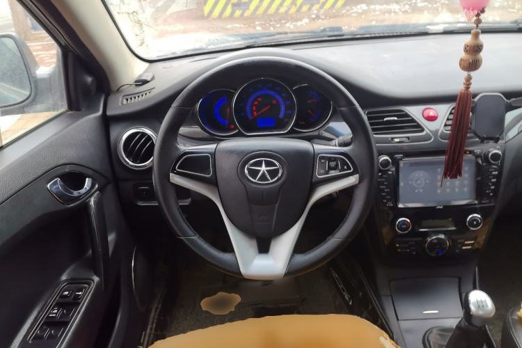 Used JAC Group Heyue 2012 1.5L Manual Luxury Version