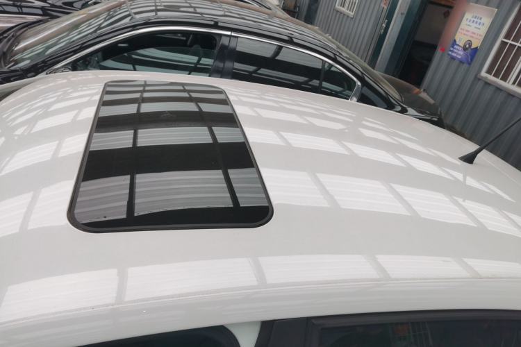 Used Volkswagen Polo 2016 1.6L Automatic Comfort Model Roof