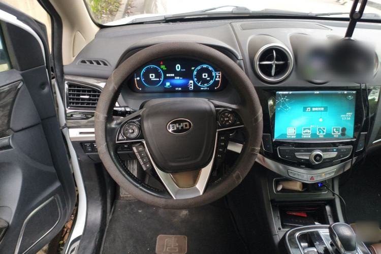 Used BYD Tang New Energy 2015 2.0T Four-Wheel-Drive Flagship Model Steering Wheel
