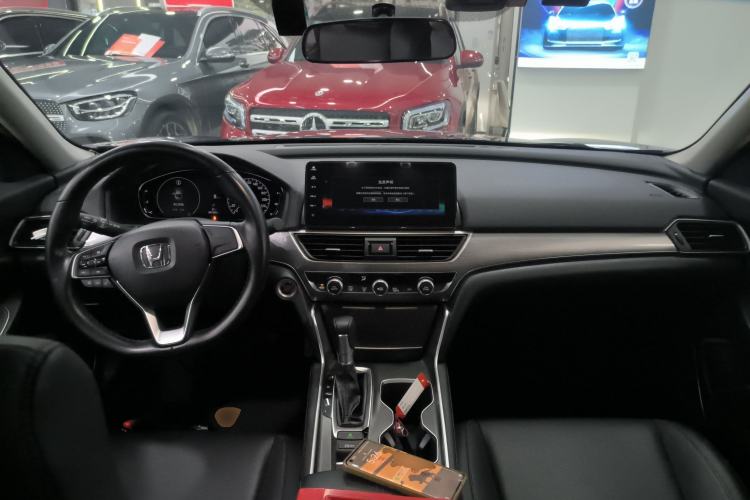 Used Honda Accord 2022 260TURBO Luxury Edition Center Console
