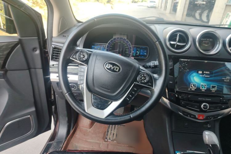 Used BYD S7 2016 2.0T Automatic Prestige Plus