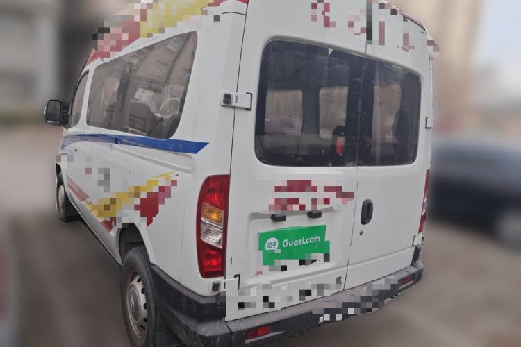 Used SAIC MAXUS Xintu V80 2019 2.5T Classic Edition 6-Speed Manual – Aoyuntong Short Wheelbase Mid-Height Design 5/6 Seats Rear Left 45 Deg