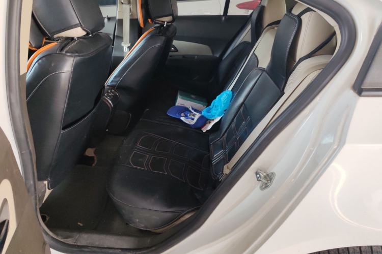 Used Chevrolet Cruze 2015 1.5L Classic SE MT
