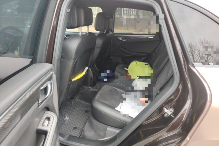 Used Porsche Macan 2018 Macan 2.0T Left Rear Seat