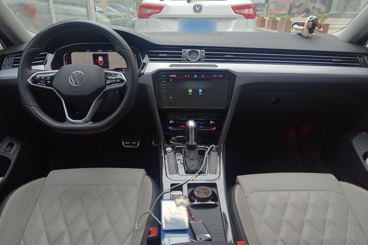 Used Volkswagen Magotan 2023 2 Million Units Commemorative Edition 330TSI DSG Luxury Version
