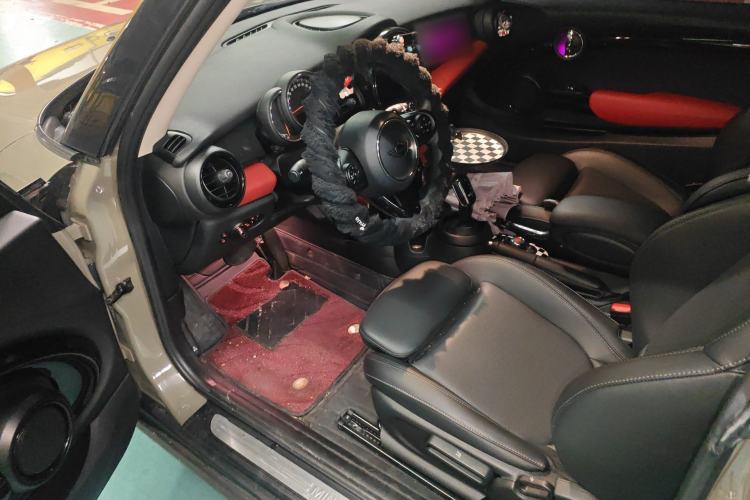 Used MINI 2020 1.5T COOPER Classic Edition Driver Seat