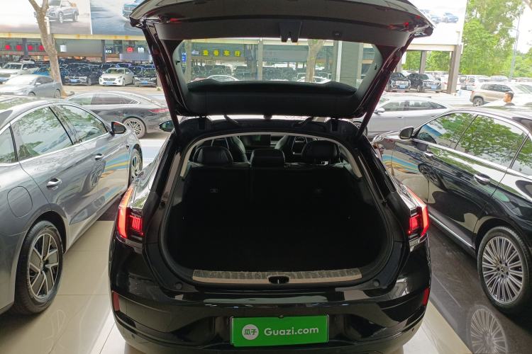 Used Zeekr 001 2022 Long-Range Dual-Motor WE Edition Trunk