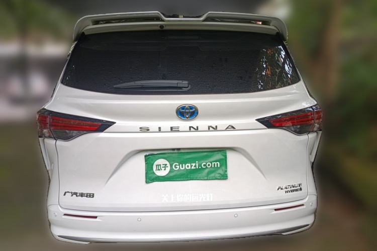 Used Toyota SIENNA 2021 2.5L Hybrid Platinum Edition
