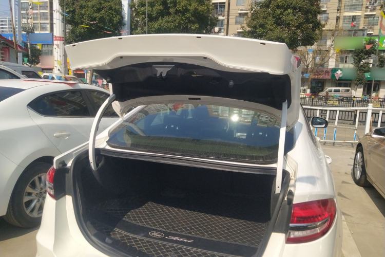 Used Ford Mondeo 2018 EcoBoost 180 Smart Control Fashion Model China VI Standard