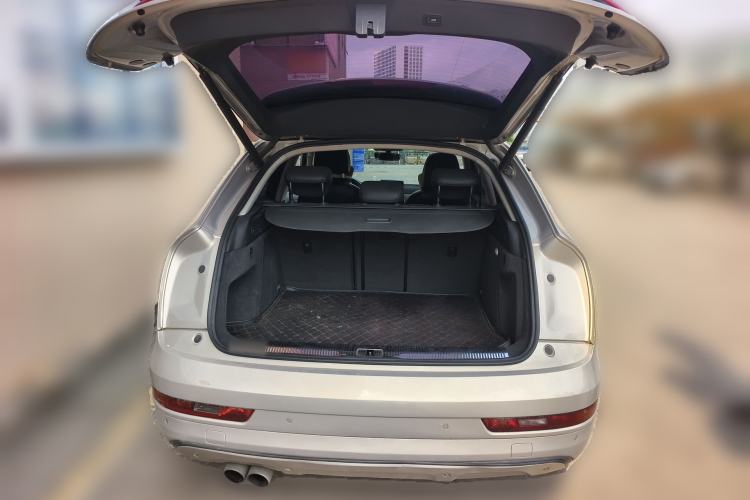 Used Audi Q3 2017 35 TFSI Fashion Model Trunk