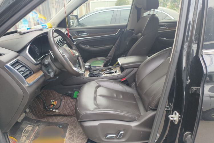 Used Roewe RX8 2019 30T Smart Connectivity Two-Wheel Drive Supreme Flagship Edition