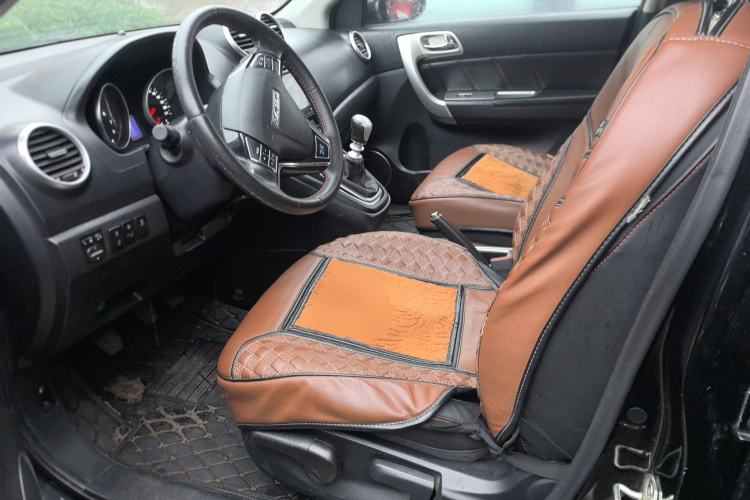 Used Haval H6 2016 Upgraded Model 1.5T Manual Two-Wheel Drive Elite Version Left Front Seat