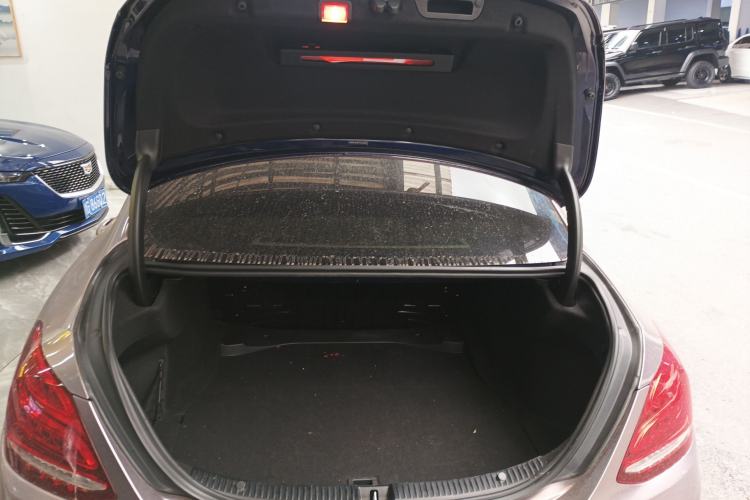 Used Mercedes-Benz C-Class 2017 Facelift C 200 L Sport Edition Trunk