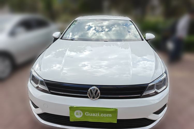 Used Volkswagen Lamando 2015 230TSI DSG Fashion Edition Front