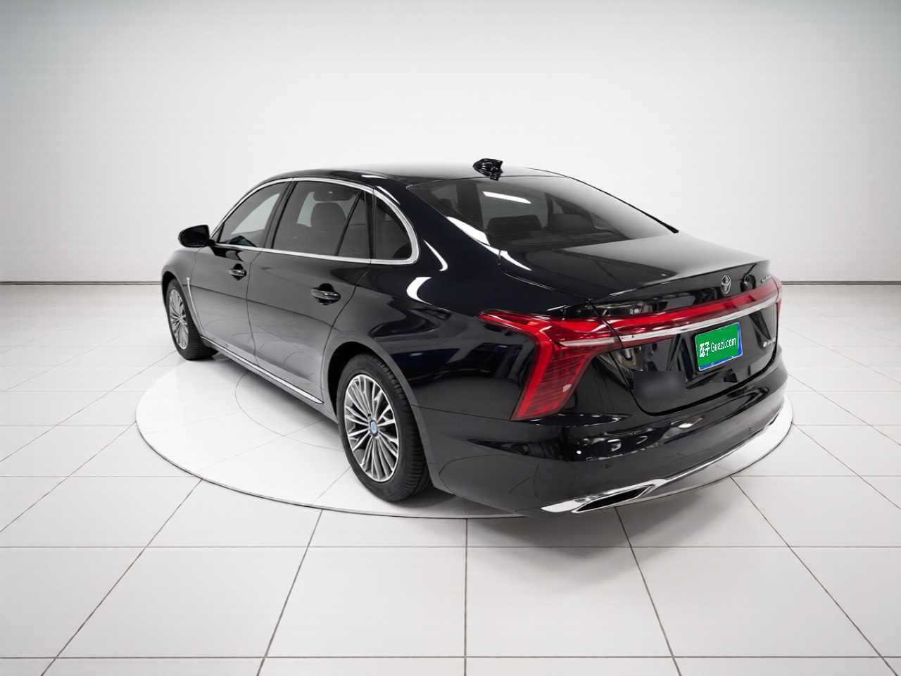 Hongqi H5 2024 2.0T Automatic Smart Connect Flagship Edition - Chinese Trim Xiang — снимка 4