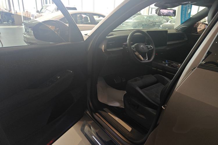 Used Volkswagen Teramont 2025 Tiguan Pro 450TSI Four-Wheel Drive Summit Edition
