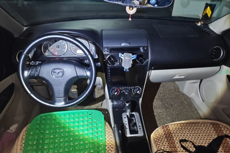 Used Mazda 6 2012 2.0L Automatic Fashion Edition Center Console