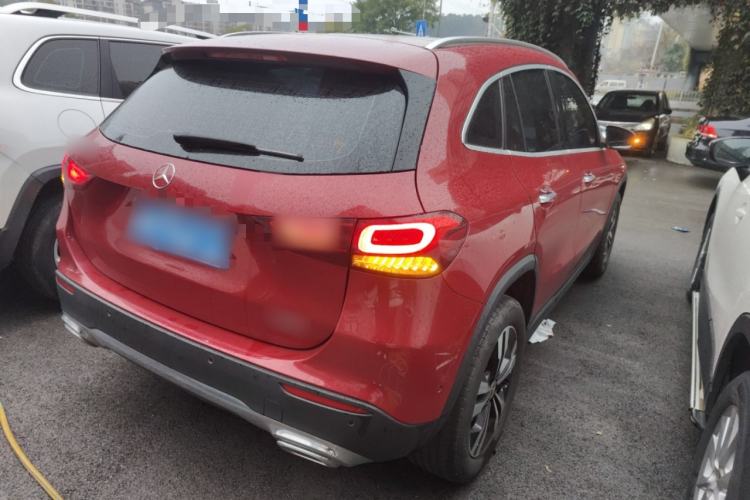 Used Mercedes-Benz GLA 2022 Facelifted GLA 200 Rear Right 45 Deg