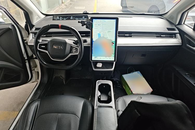 Used NETA V 2022 Chao 400 Center Console