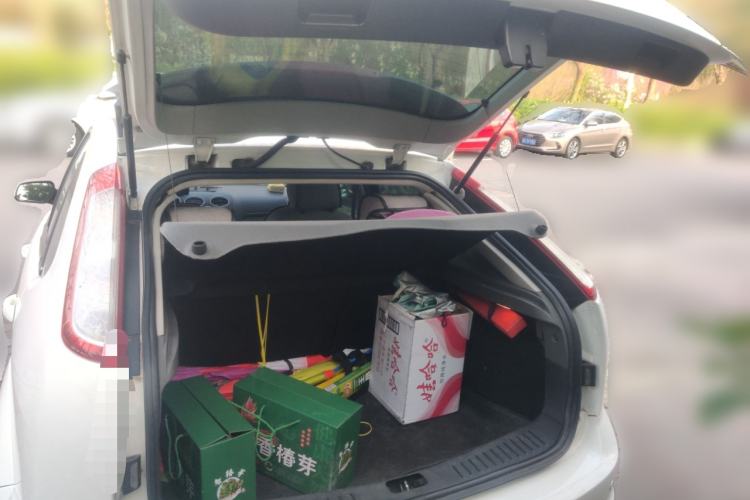 Used Ford Focus 2013 Hatchback Classic 1.8L Automatic Base Model
