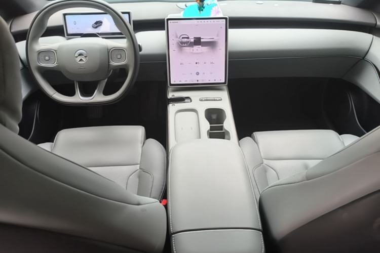 Used Nio ET5T 2025 75 kWh Touring