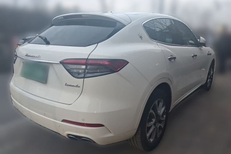 Used Maserati Levante 2022 2.0T GT Sharp Edition Rear Right 45 Deg