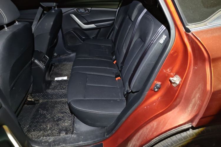 Used Venucia T90 2017 2.0L CVT Fashion Edition
