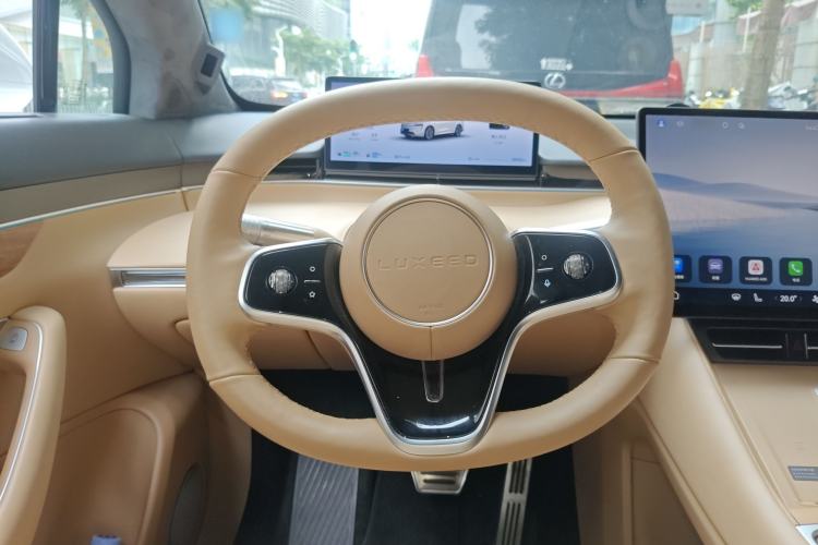 Used Hima Luxeed R7 2025 Range-Extended Version 251 km Max