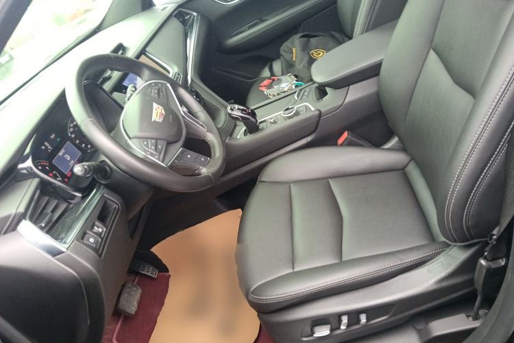 Used Cadillac XT5 2022 2.0T Two-Wheel Drive Luxury Version