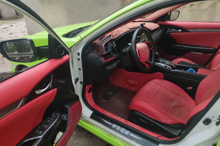 Used Honda Civic 2016 220TURBO CVT Prestige Edition
