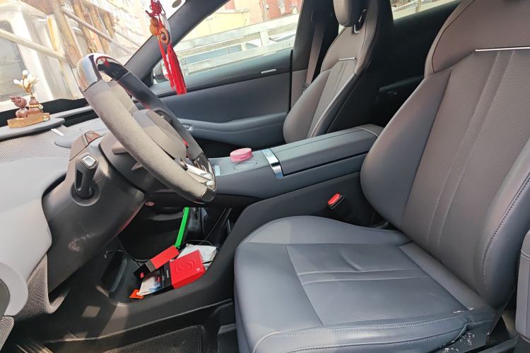 Used Xiaomi Auto YU7 2025 Ultra-Long Range High-Performance All-Wheel-Drive Max Edition