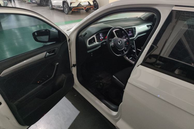 Used Volkswagen T-ROC 2022 280TSI DSG Two-Wheel Drive Elite PLUS
