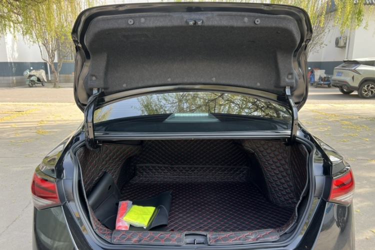 Used Nissan Sylphy 2023 1.6L CVT Black Gold Edition Trunk