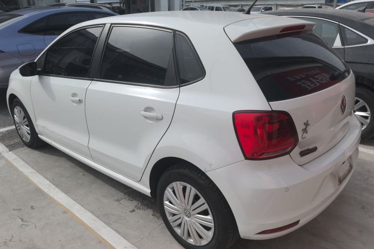 Used Volkswagen Polo 2016 1.6L Automatic Comfort Model
