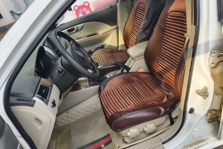 Used Buick Excelle 2015 1.5L Manual Classic Trim
