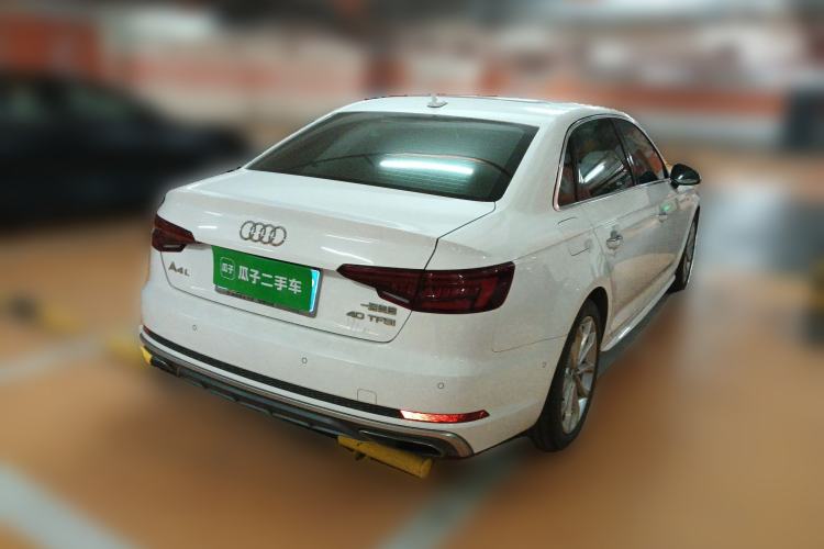 Used Audi A4L 2019 40 TFSI Fashion Version China V