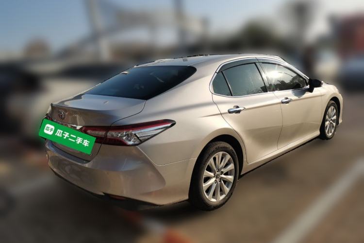 Used Toyota Camry 2018 2.0G Luxury Edition Rear Right 45 Deg