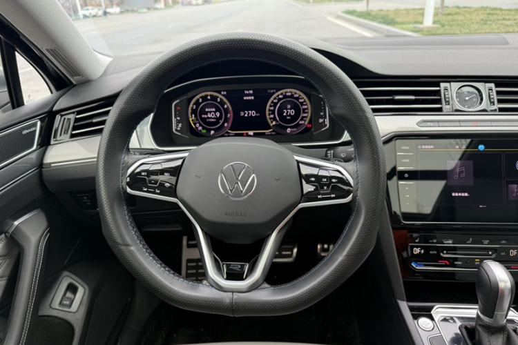 Used Volkswagen Magotan 2023 2 Million Units Limited Edition 330TSI DSG Leading Version Steering Wheel