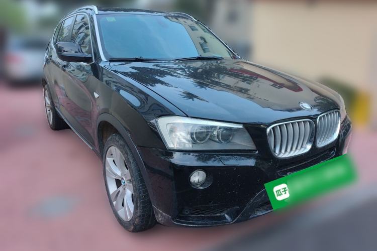 Used BMW X3 2011 xDrive35i Luxury Model Front Right 45 Deg