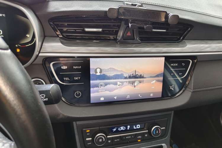 Used Geely Auto Emgrand 2019 Leading Edition 1.5L CVT Upward Asian Games Edition China VI
