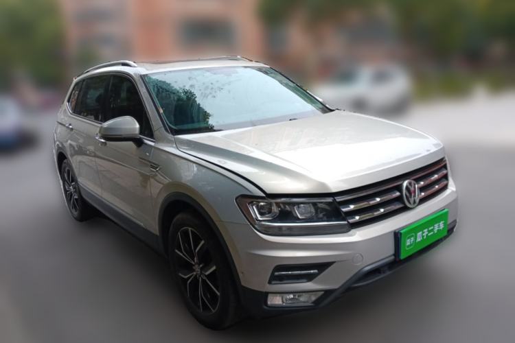 Used Volkswagen Tiguan L 2019 330TSI Automatic Two-Wheel Drive Smart Luxury Version China VI Standard