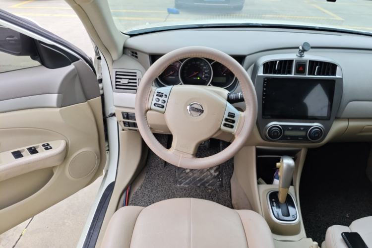 Used Nissan Sylphy 2012 Classic 1.6XE Automatic Comfort Edition Steering Wheel