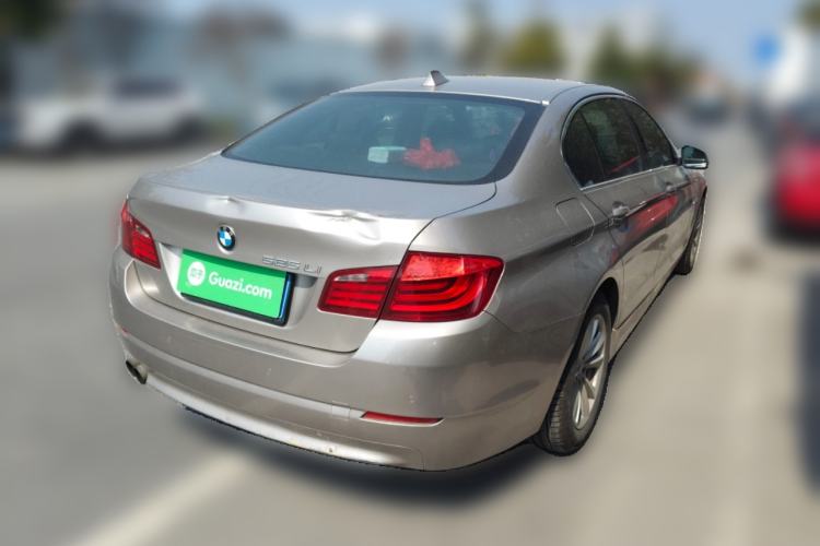 Used BMW 5 Series 2013 525Li Leading Model Rear Right 45 Deg