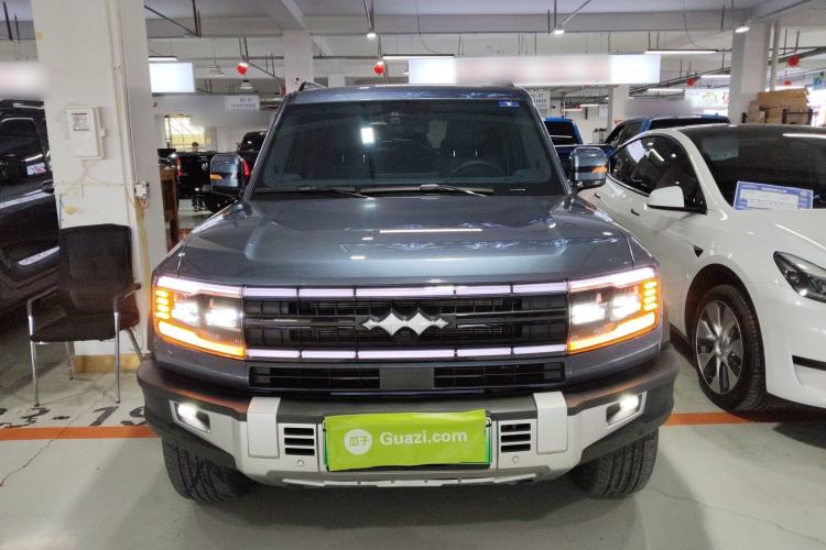 Used Formula Leopard 5 2023 Cloud Ride Flagship Edition Front