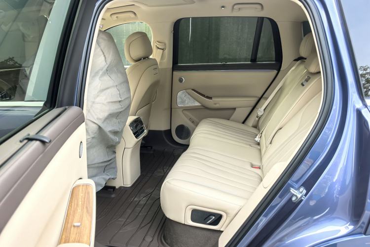 Used Hima AITO M7 2026 Model Range-Extending Max All-Wheel Drive 5-Seater Version
