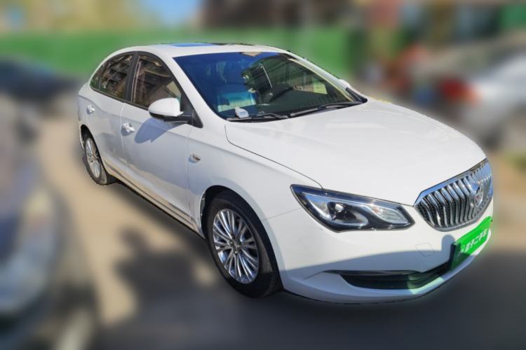 Used Buick GT 2015 15N Manual Luxury Version Front Right 45 Deg