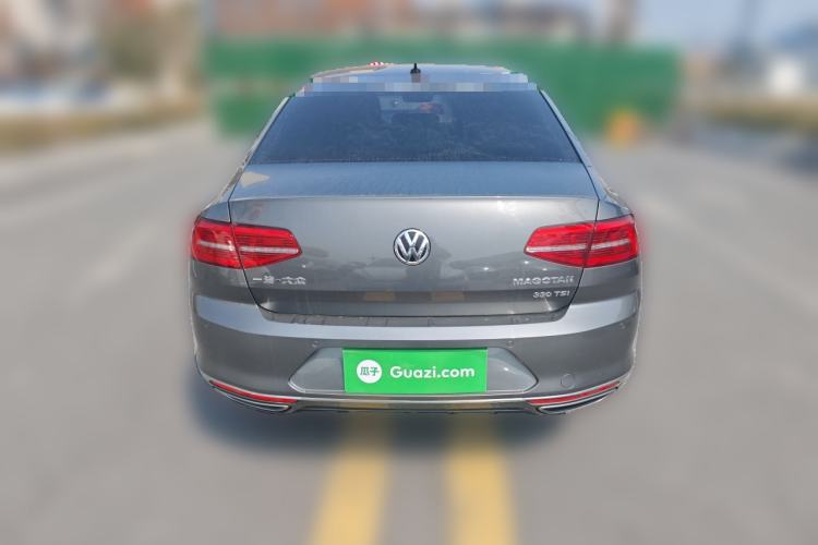 Used Volkswagen Magotan 2017 330TSI DSG Luxury Model Rear