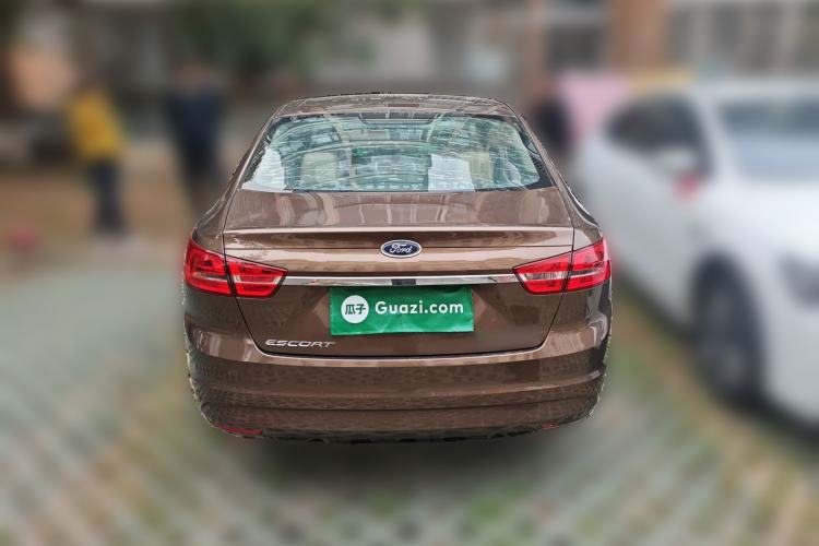 Used Ford Escort 2015 1.5L Automatic Fashion Model
